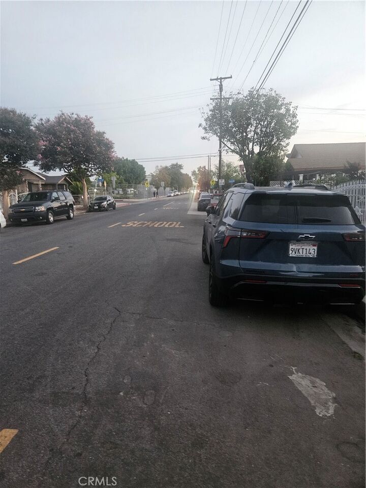 Property Photo: 947 949 S Ford Boulevard 1 CA 90022