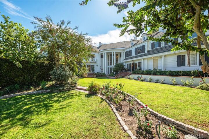 Property Photo:  4641 N Virginia Road  CA 90807 