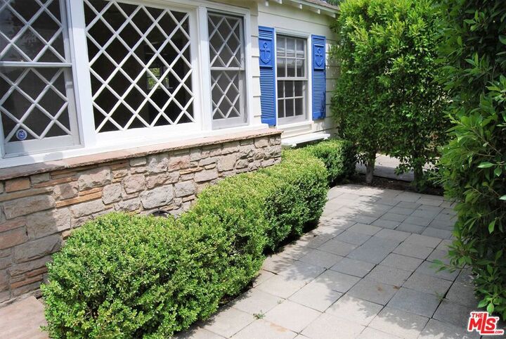 Property Photo: 4653 Farmdale Avenue CA 91602