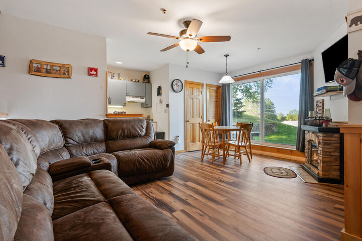 Property Photo: 7 C Grandview Avenue 3 ME 04970
