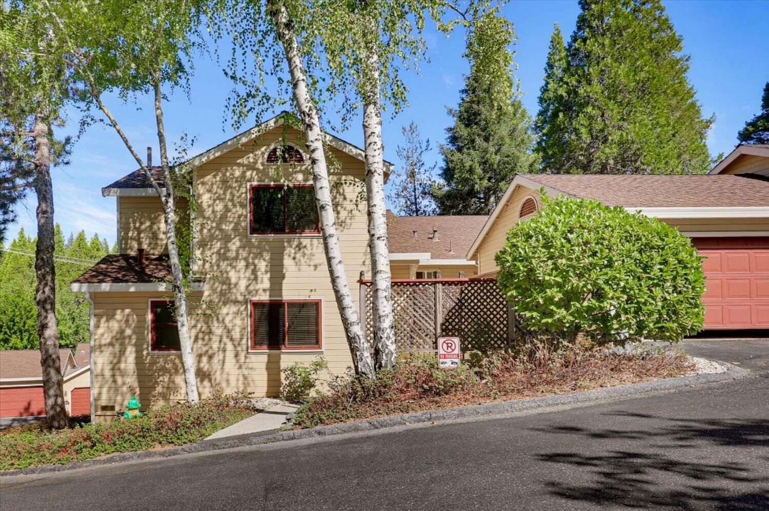 Property Photo: 311 Bridge Way CA 95959