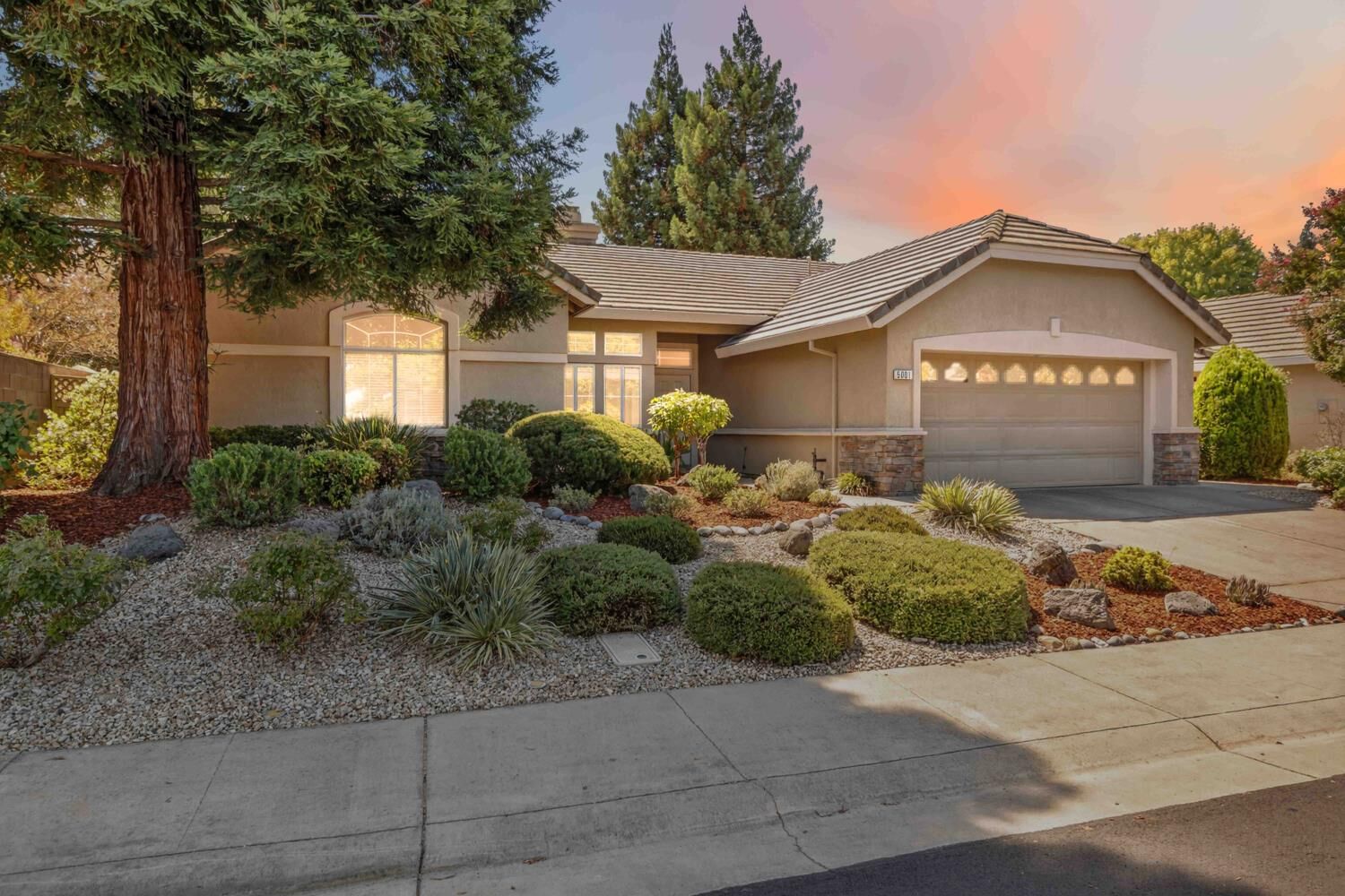 Property Photo: 5001 Dreamgarden Loop CA 95747