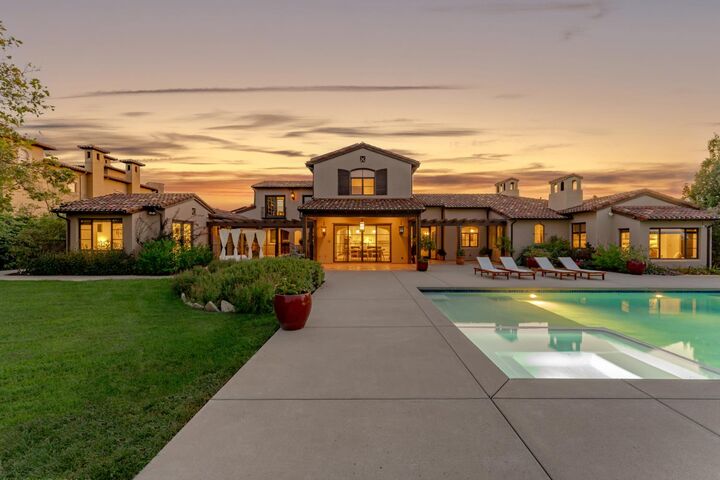Property Photo: 4873 Moreau Court CA 95762