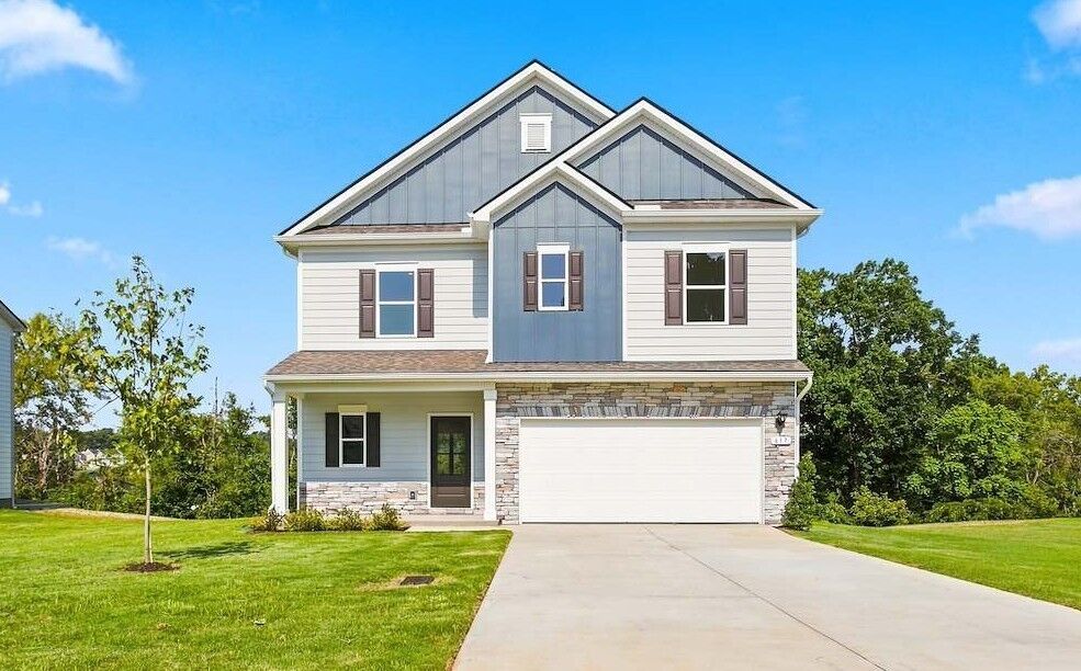 Property Photo: 617 Nightengale Ridge Dr TN 38401