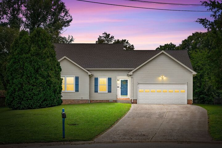 Property Photo: 3512 Teal Dr TN 37042