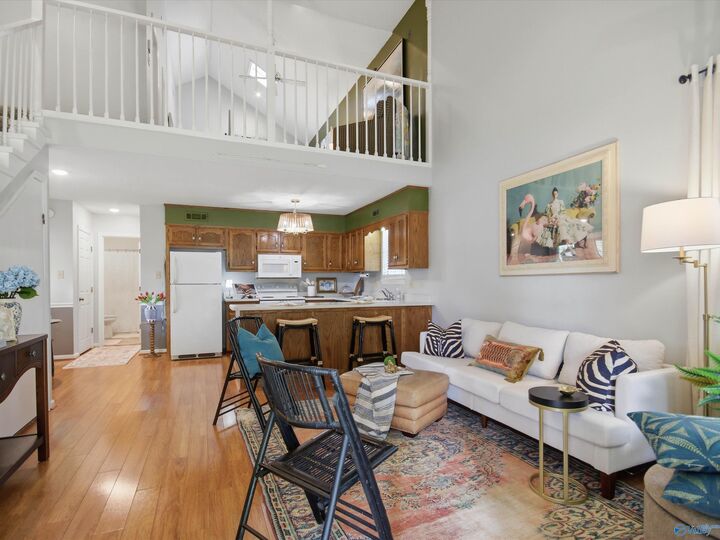 Property Photo:  301 Oak Street  AL 35601 