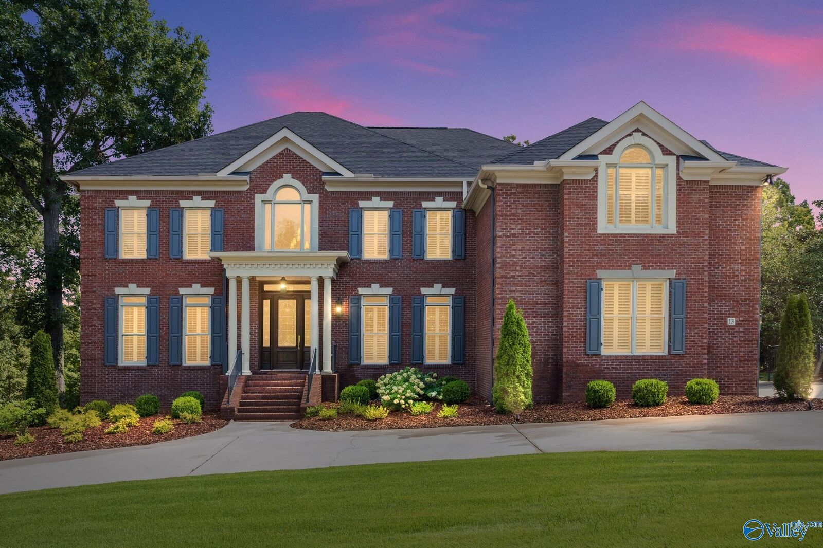 Property Photo:  13 Asbury Road  AL 35801 