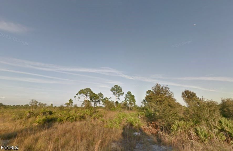 Property Photo: 1110 Fitch Avenue FL 33972