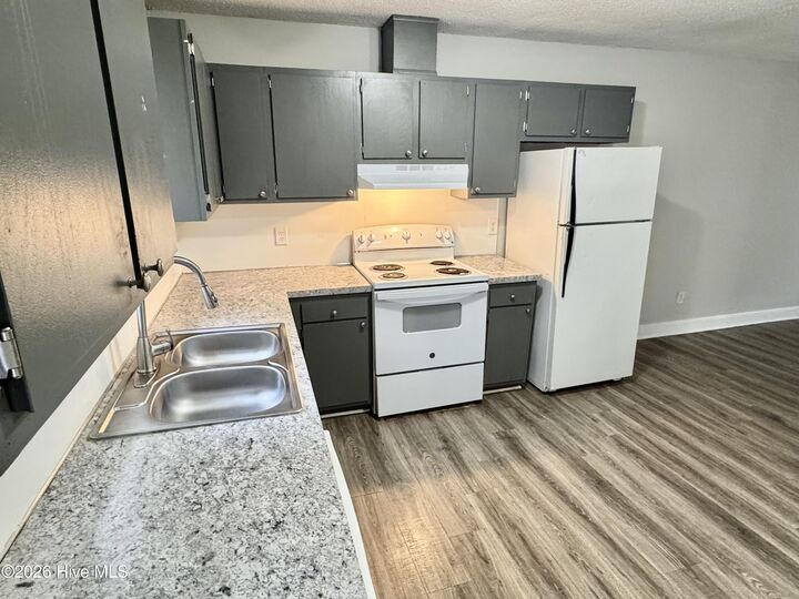 Property Photo:  1400 E 1st Street B  NC 27858 