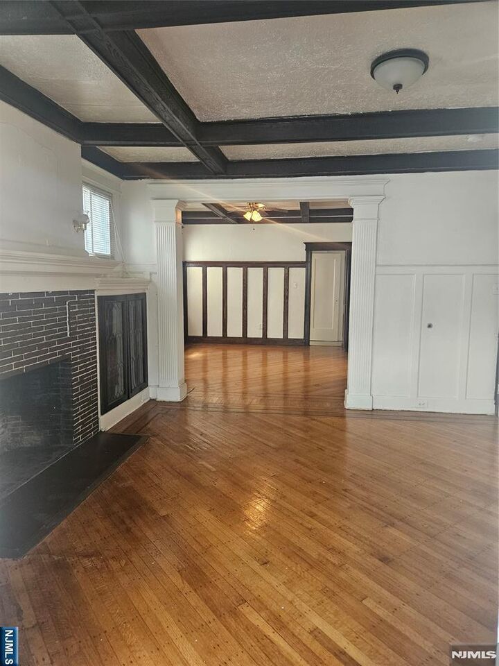 Property Photo: 275 S Burnett Street 2 NJ 07018