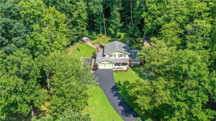 Property Photo: 1238 Willowood OH 44425