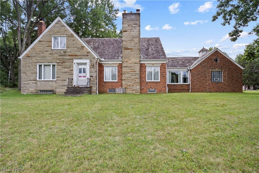 Property Photo: 6515 Wedgewood Drive OH 44070