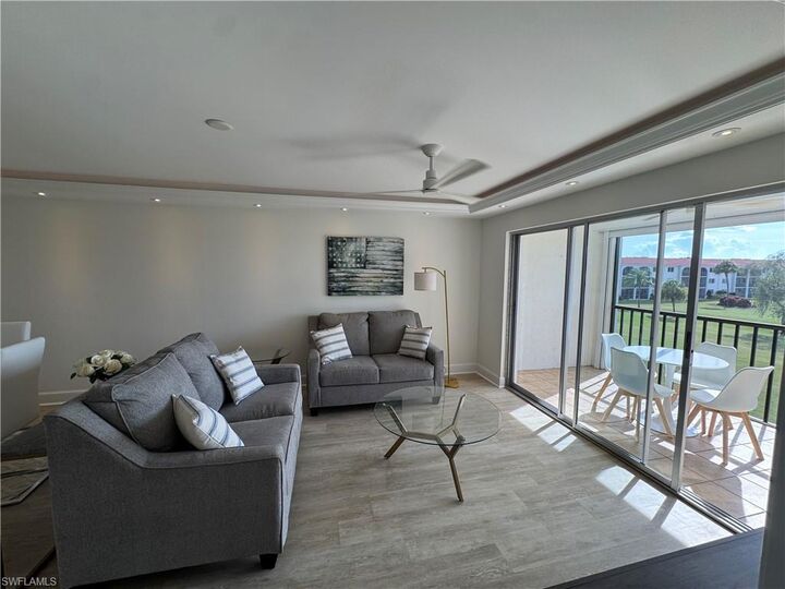 Property Photo:  37 High Point Cir E 305  FL 34103 