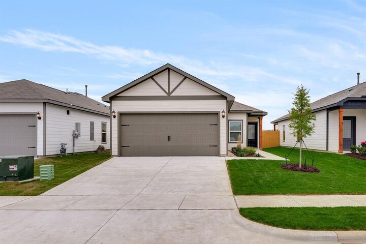 Property Photo:  3917 Starry Night Cove  TX 75092 