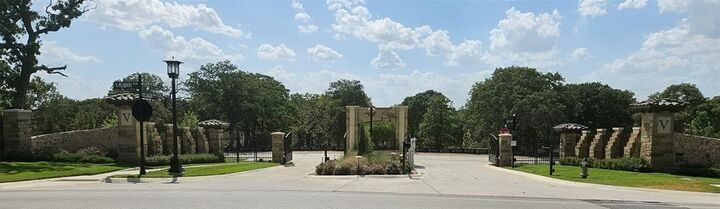 Property Photo:  1912 Serendipity Court  TX 76262 