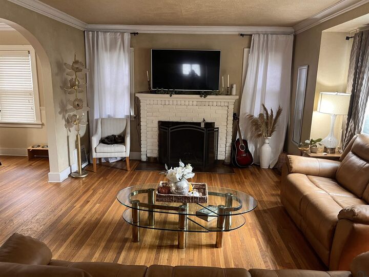 Property Photo:  3201 Dearborn Blvd  IA 51104 