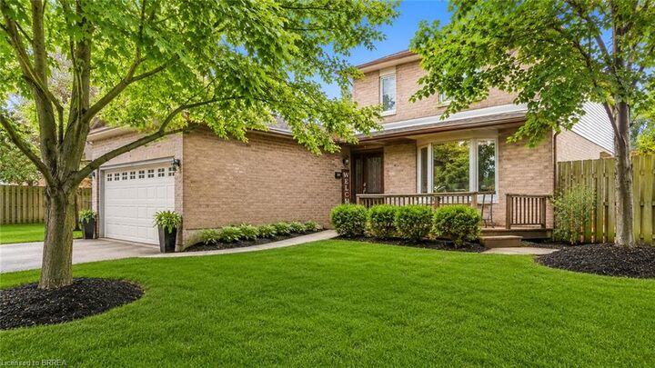 Property Photo: 37 Rose Court ON N3L 3T9