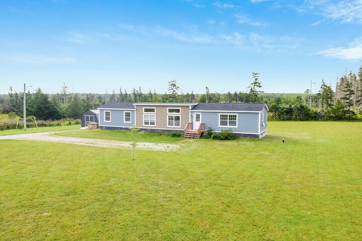 Property Photo: 12693 Northside Road PE C0A 2B0