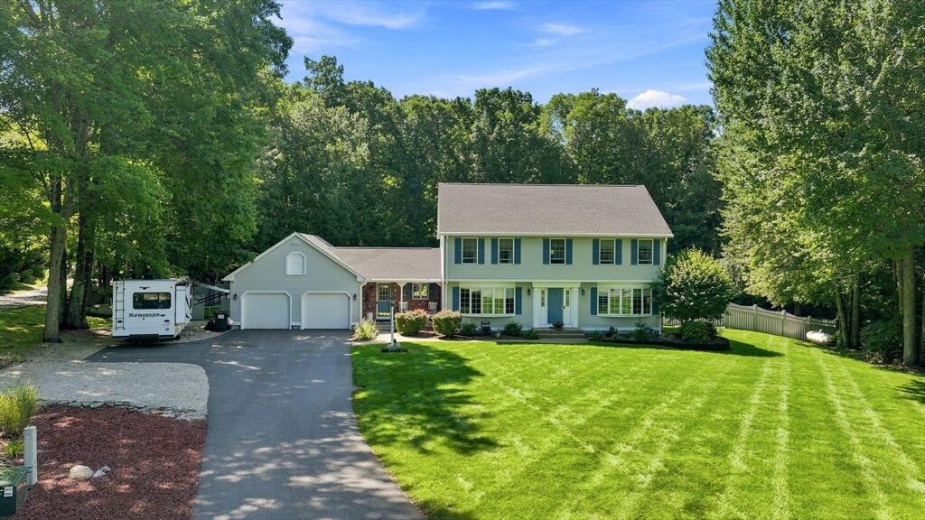 Property Photo: 7 Deer Run Dr MA 01095