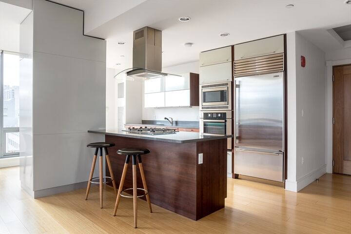 Property Photo:  45 Province Street 1202  MA 02108 