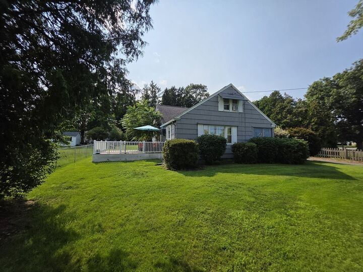 Property Photo:  525 Chapin St  MA 01056 
