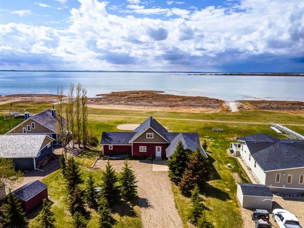 Property Photo: 41251 Range Road 210 121 AB T0B 0H0