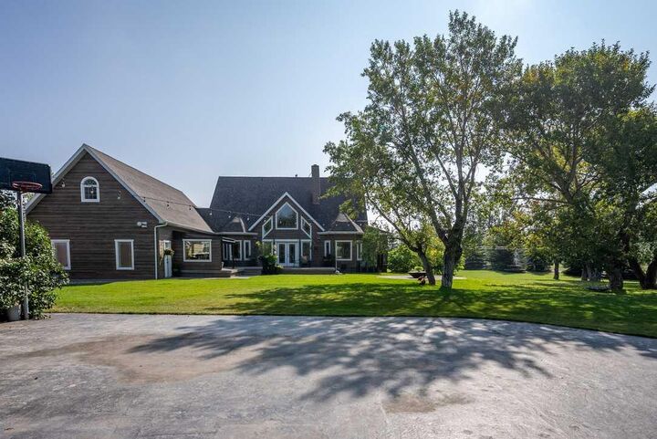 Property Photo: 92038A Rr261 AB T0L 0Z0