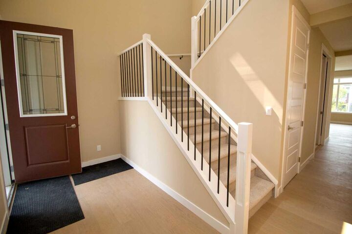 Property Photo:  127 Sundown Crescent  AB T4C 1Y3 