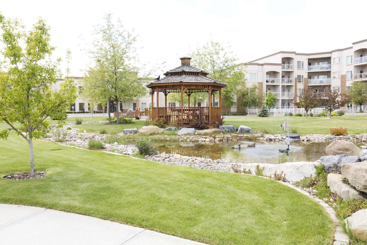 Property Photo:  2020 32 Street S 406  AB T1K 7T9 