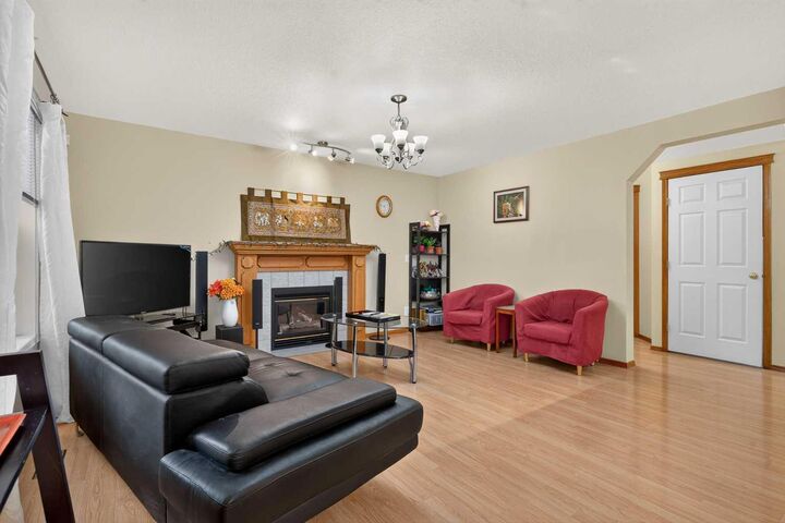 Property Photo: 45 Arbour Crest Terrace NW AB T3G 4S2