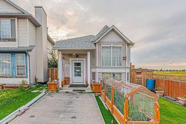 Property Photo: 55 San Diego Manor NE AB T1Y 7B6