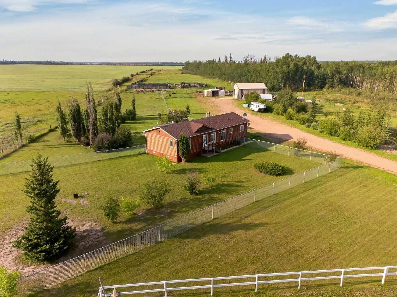 Property Photo: 18142 Township Road 1102 AB T0H 1Z0