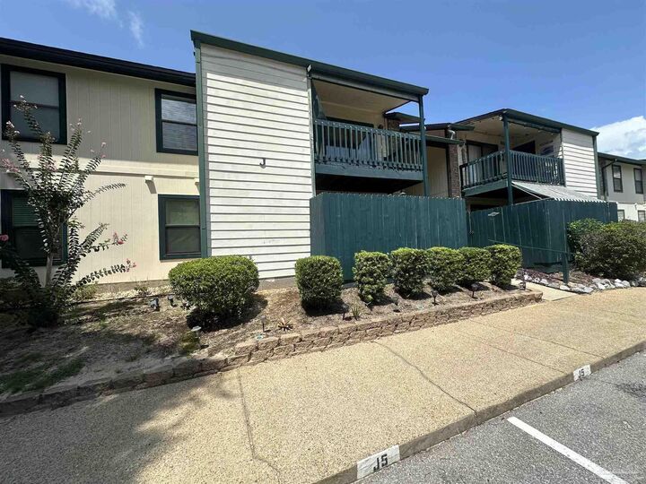 Property Photo:  2299 Scenic Hwy J5  FL 32503 