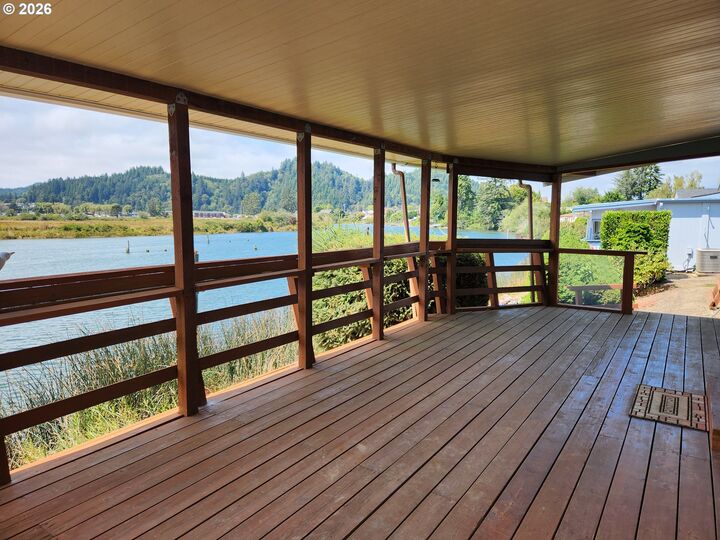 Property Photo:  100 River Bend Rd  OR 97467 