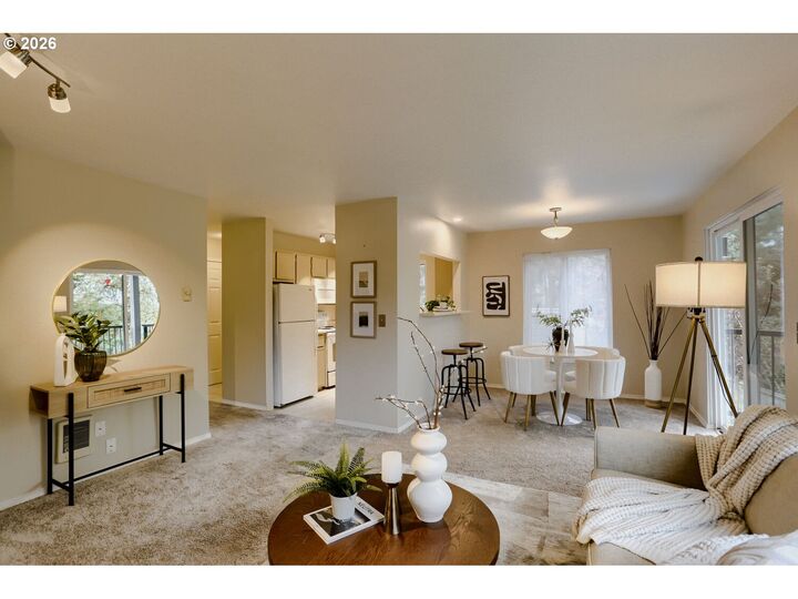 Property Photo: 20070 Larkspur Ln 62 OR 97068