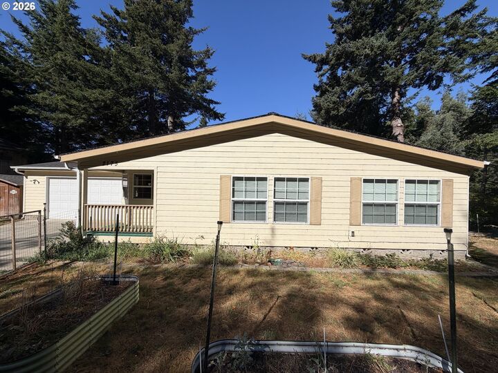 Property Photo: 2175 Deady St OR 97465