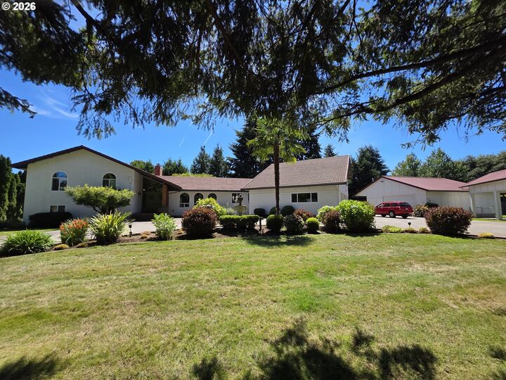 Property Photo:  3117 NW 121st St  WA 98685 