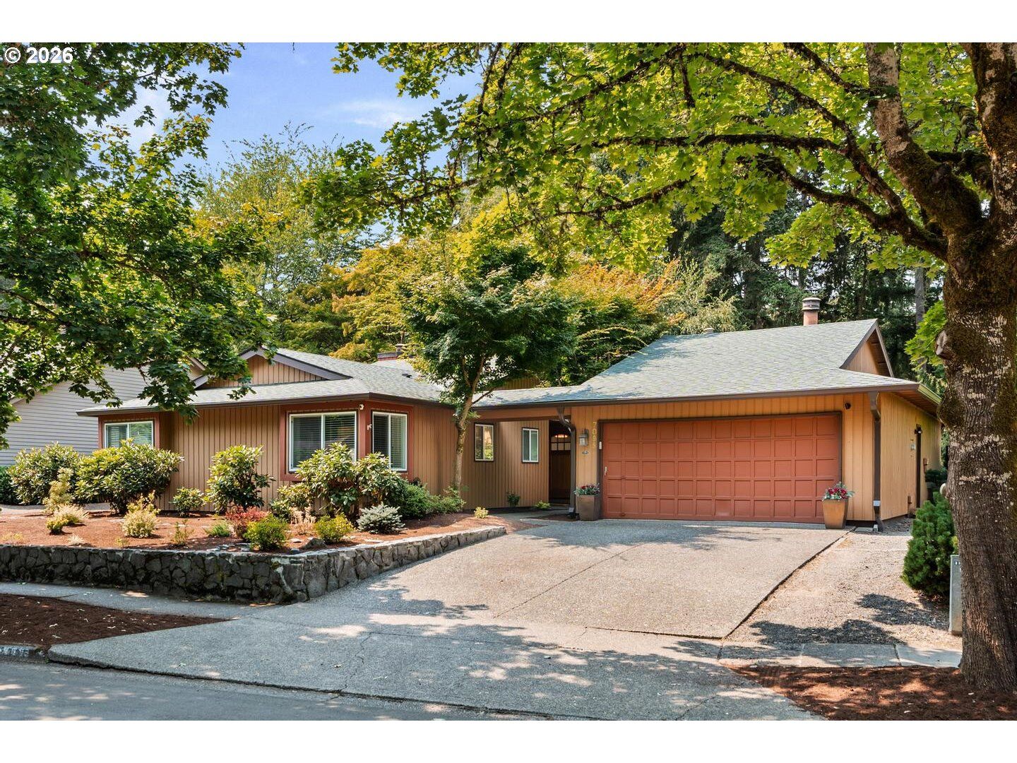 Property Photo:  7095 SW Tierra Del Mar Dr  OR 97007 