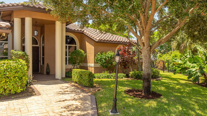 Property Photo:  5805 NW 97th Drive  FL 33076 