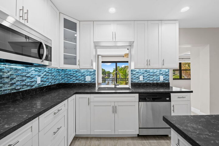Property Photo: 2700 NE 56th Court 4B FL 33308