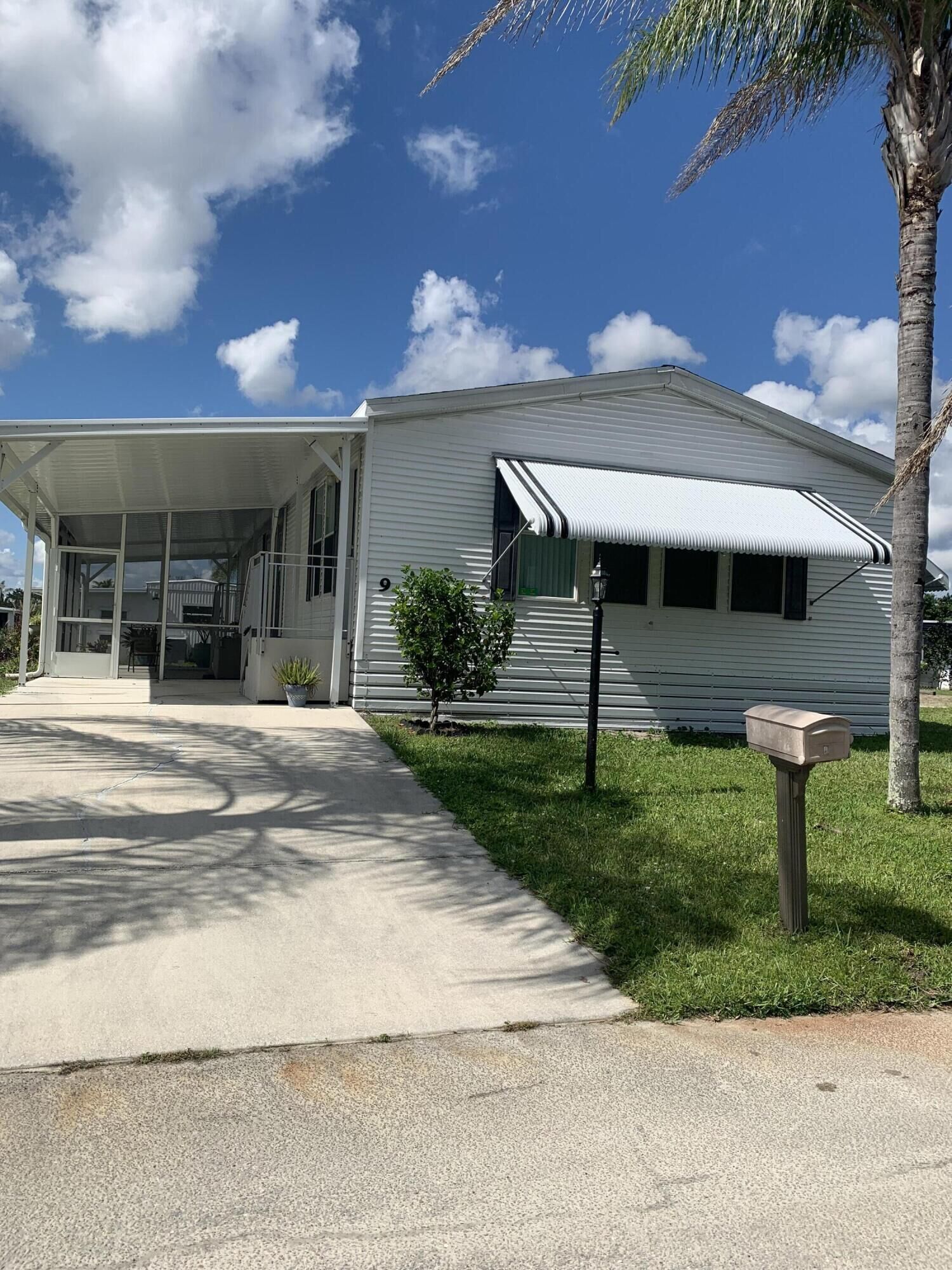 Property Photo:  9 Maya Way  FL 34952 