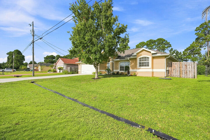 Property Photo:  3642 SW Conibear Street  FL 34953 
