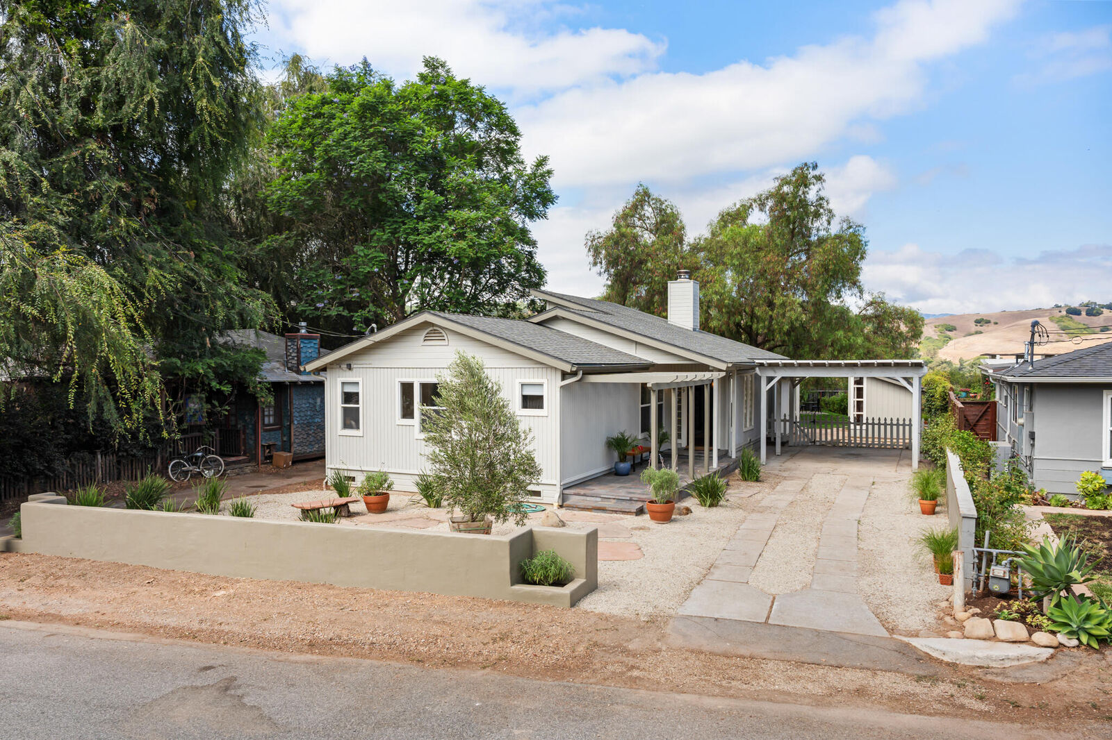 Property Photo: 259 Prospect Street CA 93022