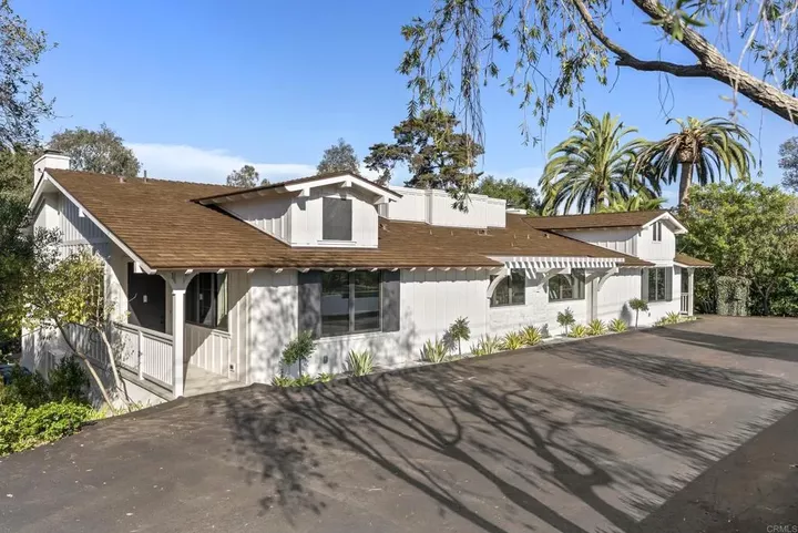 Property Photo: 16735 La Gracia A CA 92067