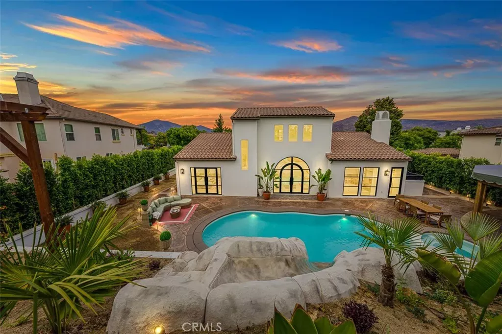 Property Photo:  1328 N Paradise Ridge Way  CA 91915 
