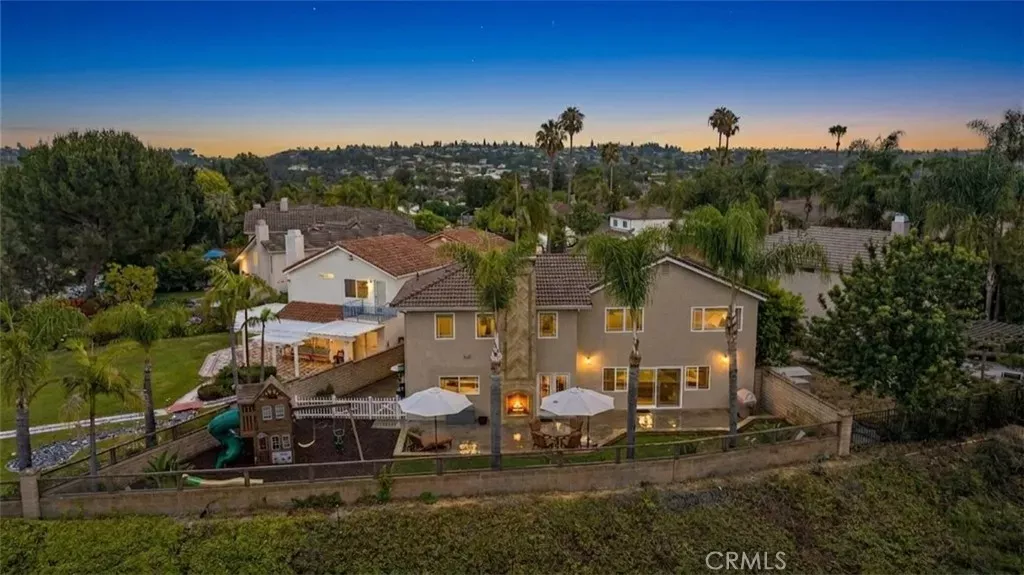Property Photo:  28732 Calle Vista  CA 92677 
