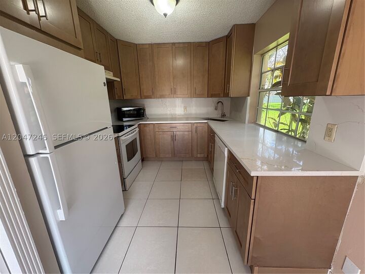 Property Photo:  1479 Springside Dr  FL 33326 