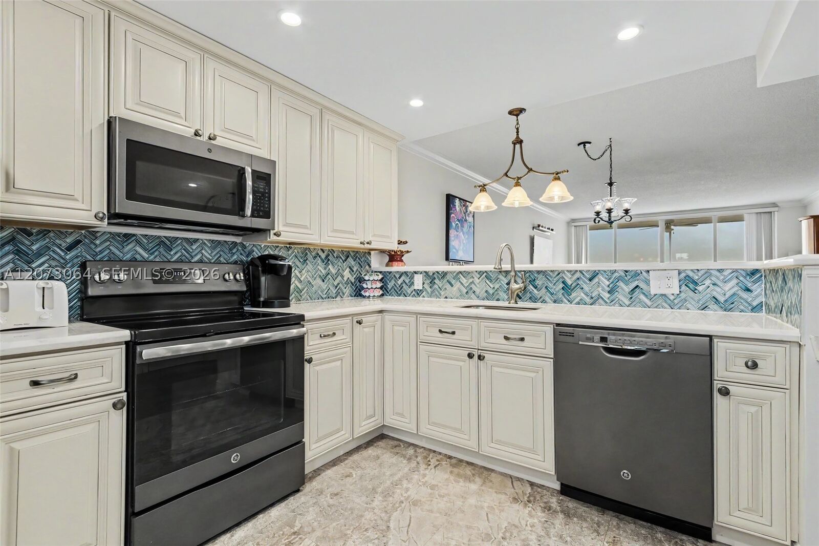 Property Photo:  3090 N Course Dr 709  FL 33069 
