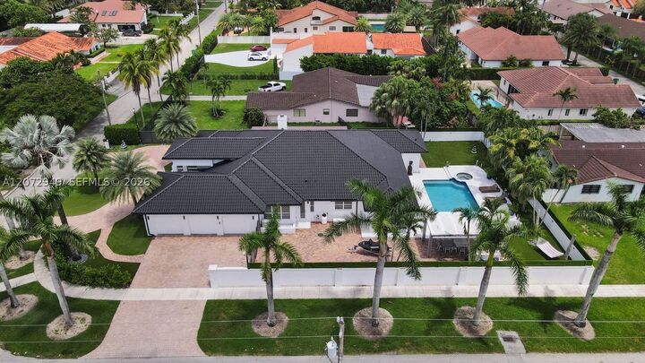 Property Photo:  11390 SW 30th St  FL 33165 