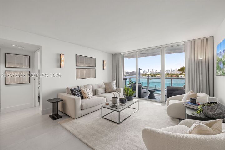 Property Photo: 650 West Ave 709 FL 33139
